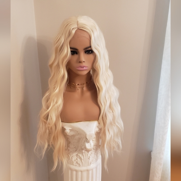 Front Lace Wig - Human Hair Blend Wavy Blonde 24 in